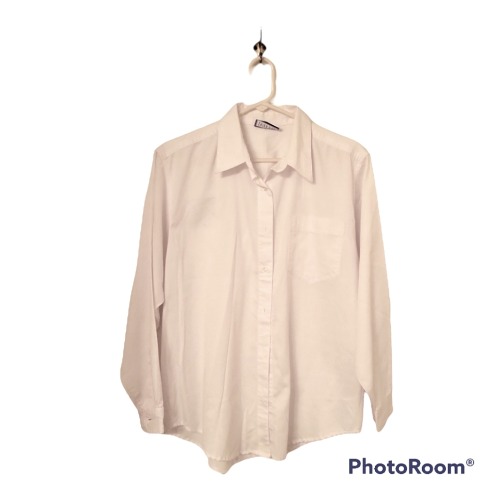 Erika & CO Women's Ribbed Button Down Blouse, White